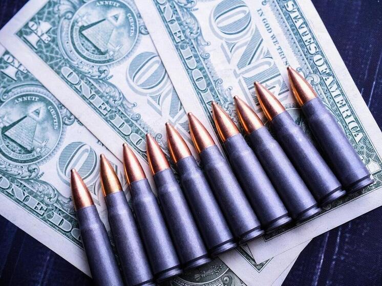 В интервью Карлсону бизнесмен обвинил в украинском кризисе производителей оружия