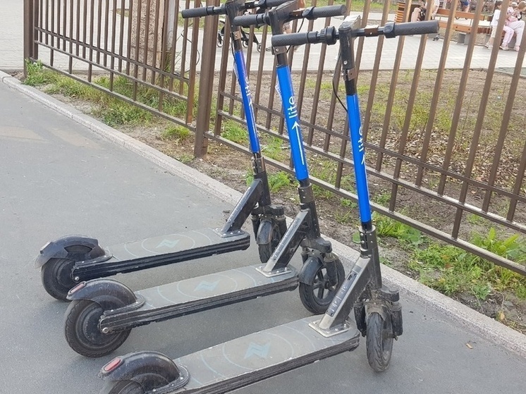 Двое детей на самокатах пострадали в ДТП в Петрозаводске