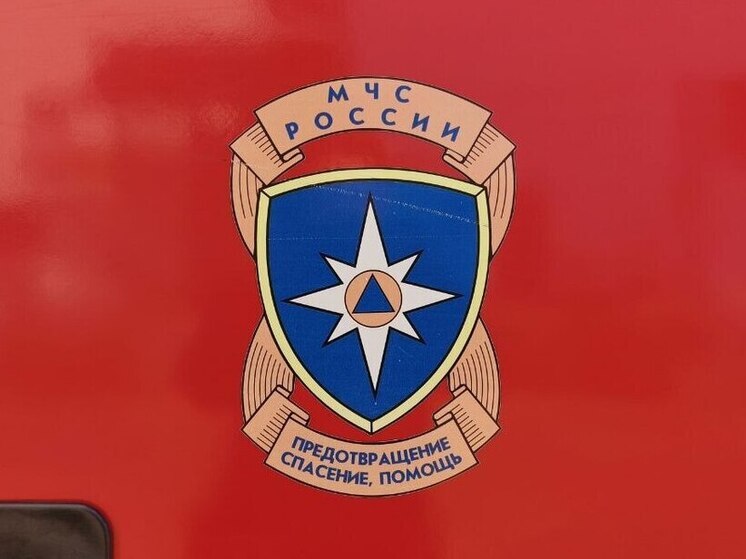 Легковой автомобиль неожиданно вспыхнул в Амурской области