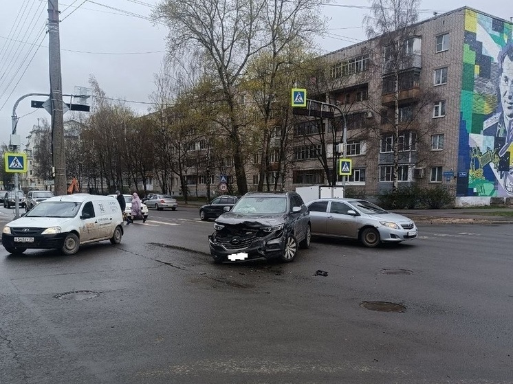 Автоледи госпитализирована после ДТП в Вологде