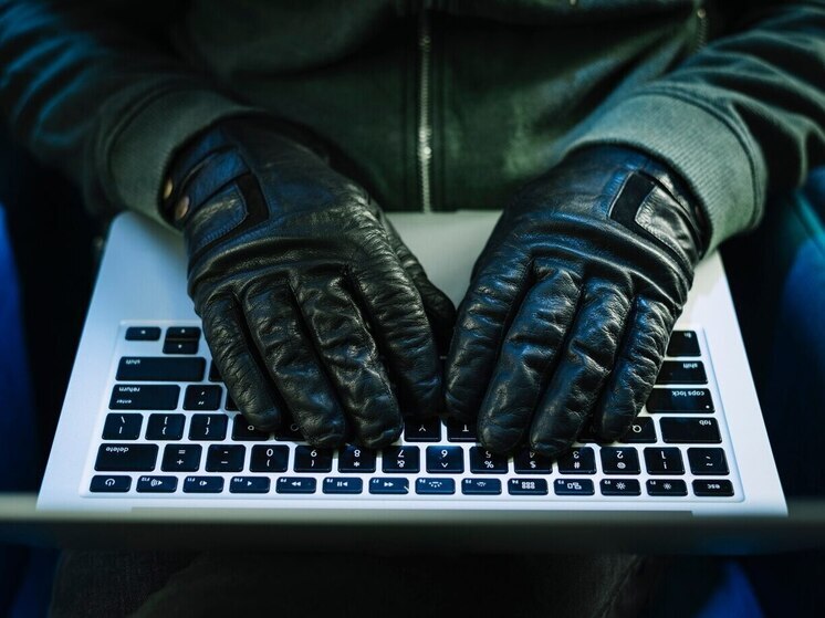 ВТБ: у мошенников начался горячий туристический сезон