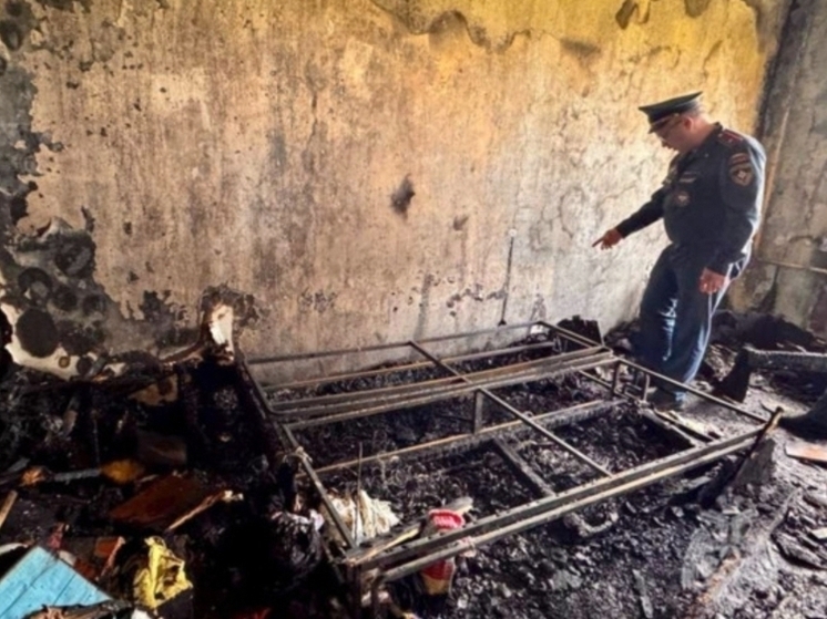 В Комсомольском поселке пожарные спасли 15 человек