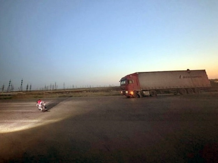 В Волгоградской области столкнулись грузовик МАН и мотоцикл «Хонда»