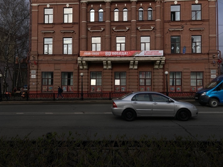 Томск запустит автоматическую систему штрафов за парковку на газонах