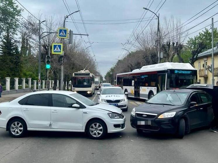 Семилетний мальчик пострадал в ДТП с Ford и Volkswagen в Рязани
