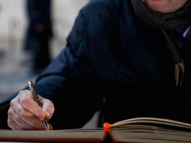 Машинист и тракторист из Волгоградской области получили высокие госнаграды