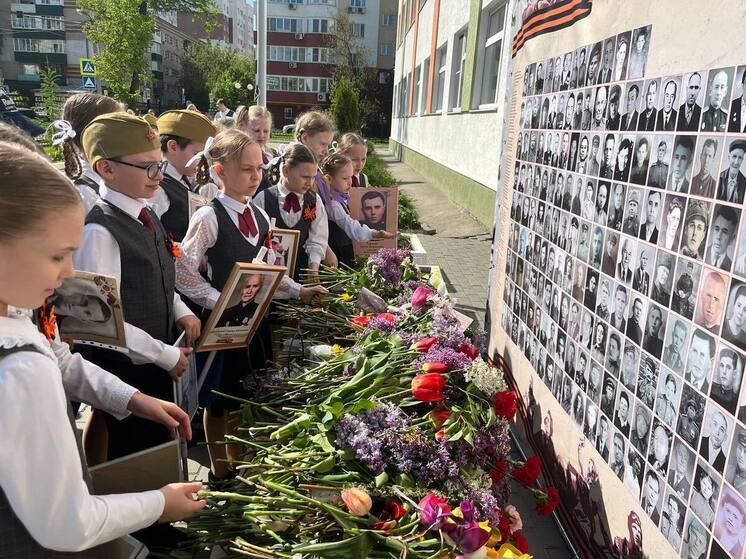 В Пензе школьники лицея №14 посадили “Сад Памяти” после шествия “Бессмертного полка”