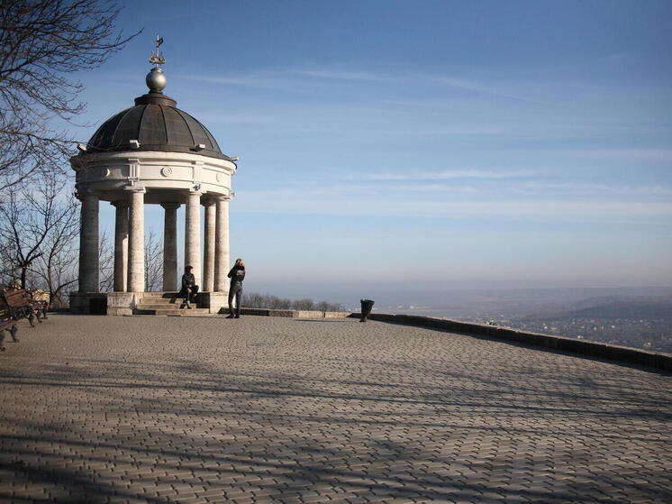 Санатории Пятигорска полностью заполнены на выходные и праздники в мае 2025 года