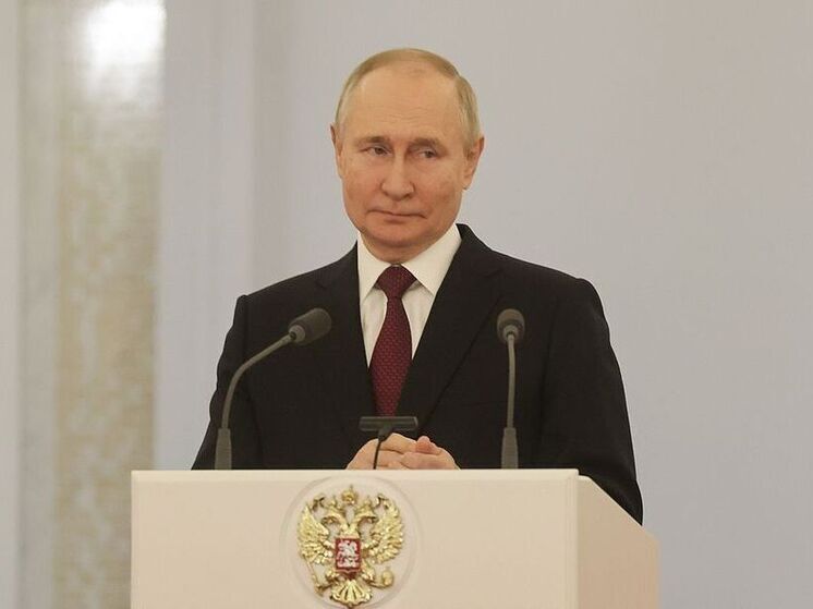 Ушаков: Путин посетит Китай в конце августа-начале сентября