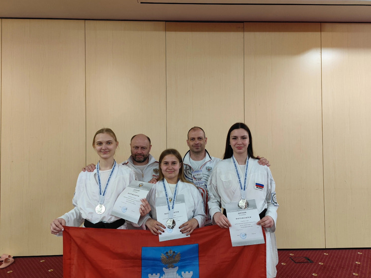 Орловские каратисты взяли серебро на чемпионате России
