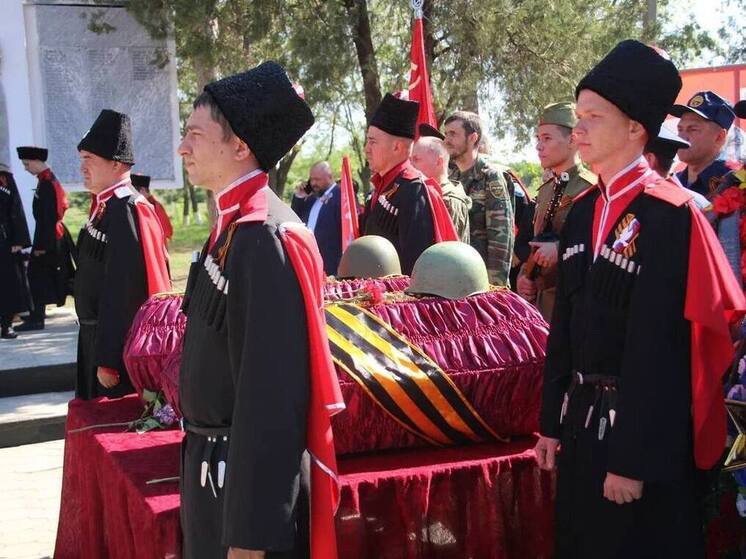 В преддверии 9 Мая в Кущевском районе захоронили останки советских воинов