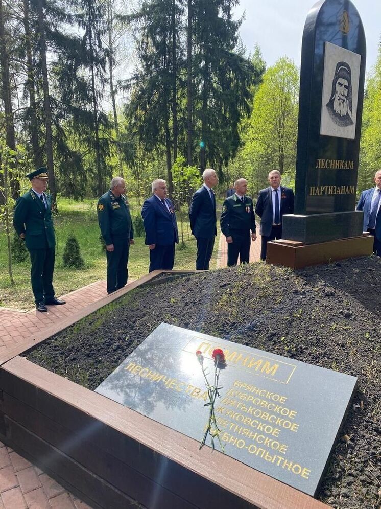 Калужский министр рассказал о мемориале «Лесникам-партизанам»