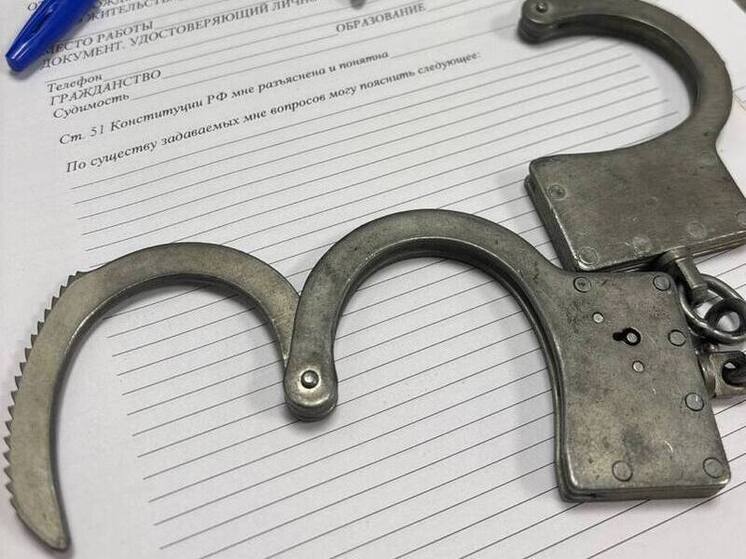 В машине двух петербургских криминальных лиц нашли наркотики