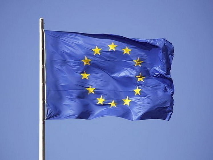 Bloomberg: ЕС включит в 17-й пакет санкций против РФ 60 лиц и организаций