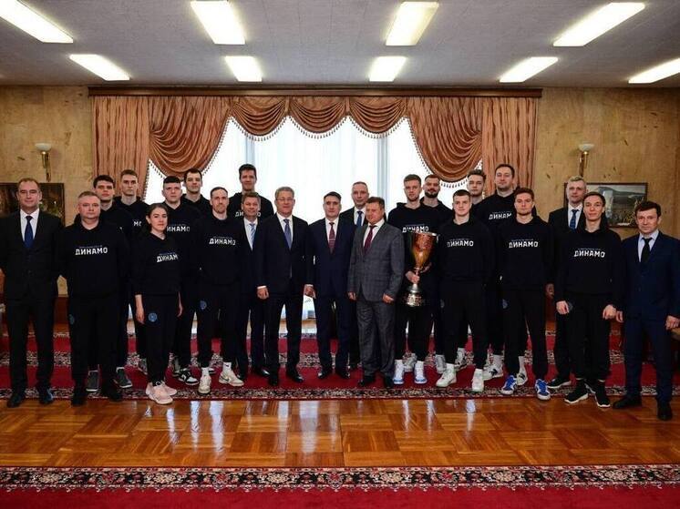 Радий Хабиров поблагодарил за успешный сезон баскетбольный клуб «Динамо»