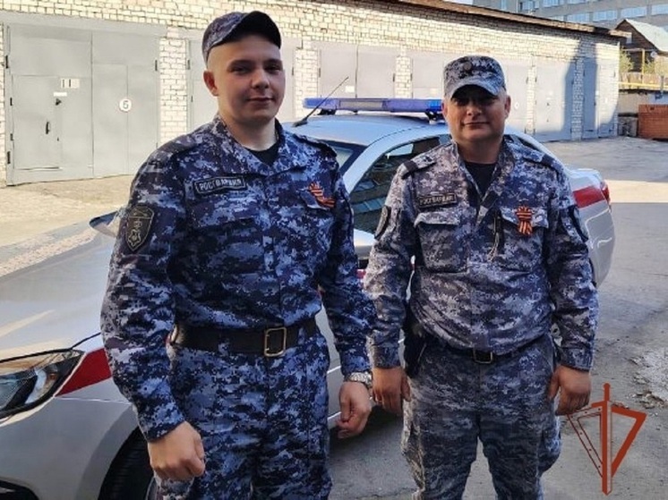 В Барнауле росгвардейцы спасли потерявшегося пенсионера