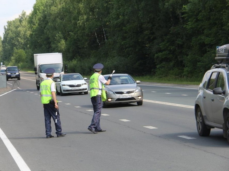 Как общаться с ГАИ без штрафов и конфликтов: автоюрист раскрыл 7 важных фраз