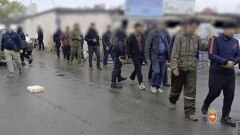 Правоохранители обошли рынки Челябинска в поисках нелегалов. Видео
