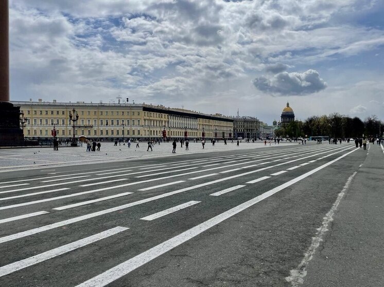 В Петербурге сделали больше 40 тысяч квадратных метров новой разметки к 9 Мая