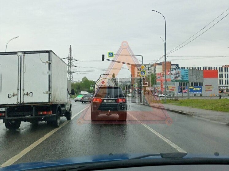 В Пензе из-за сломанного светофора образовалась пробка на перекрестке Воронова и Окружной