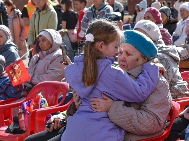 Дворовый День Победы прошел на томской Степановке