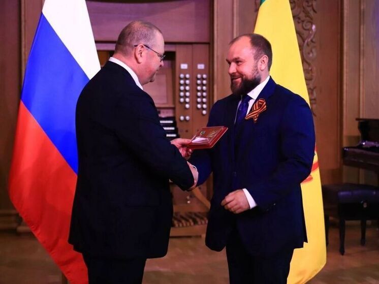 Пензенцев наградили государственными и ведомственными наградами за вклад в развитие региона
