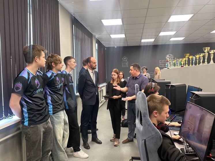 Вице-губернатор Антон Емельяненко: проект межвузовского кампуса проходит перезагрузку