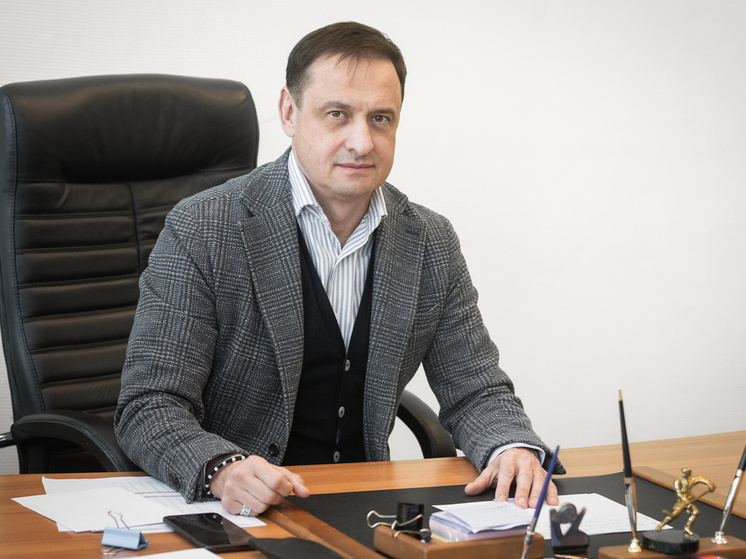 И. Поваров покинул пост гендиректора тольяттинского хоккейного клуба «Лада»