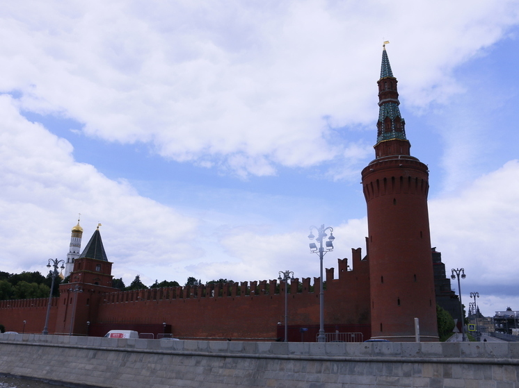 Генерал Липовой предупредил о "сюрпризах" со стороны Украины перед 9 Мая