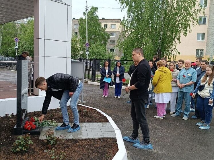 В Пензе открыли стелу в честь сотрудников Центра крови – героев Великой Отечественной войны