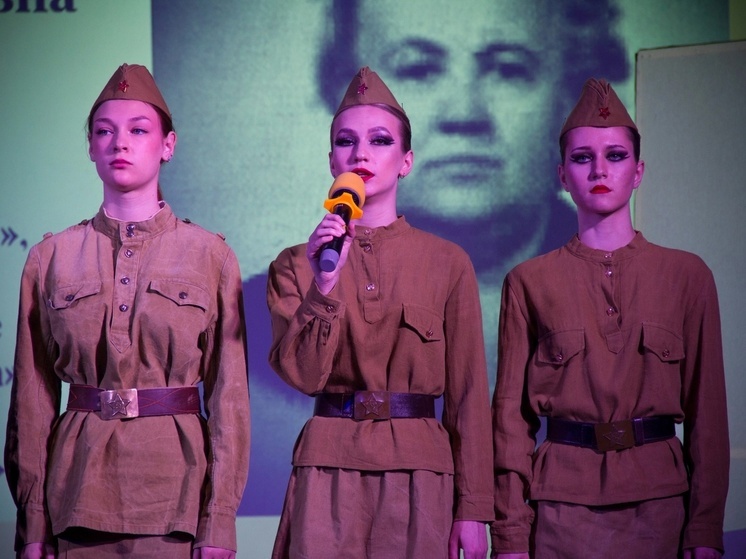 В калужском медколледже звучали стихи и песни о войне