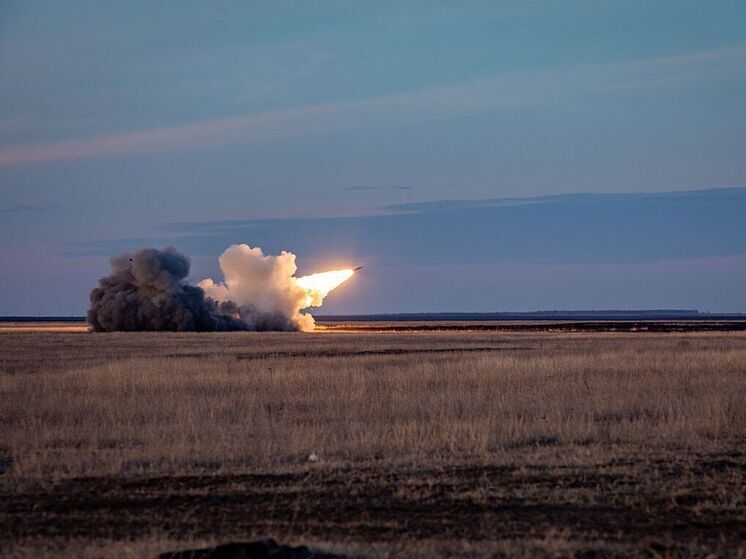 ВСУ кассетной ракетой РСЗО HIMARS обстреляли Донецк