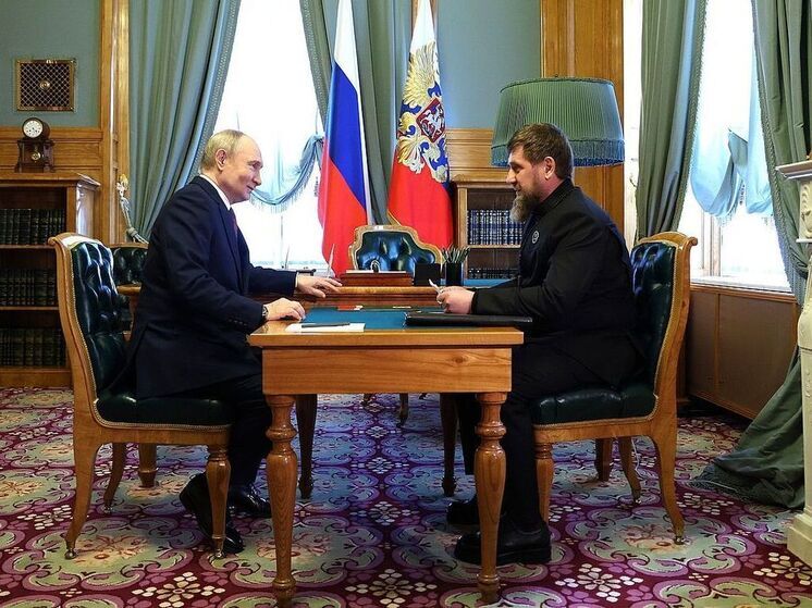 Путин обсудил с Кадыровым ситуацию в Чечне