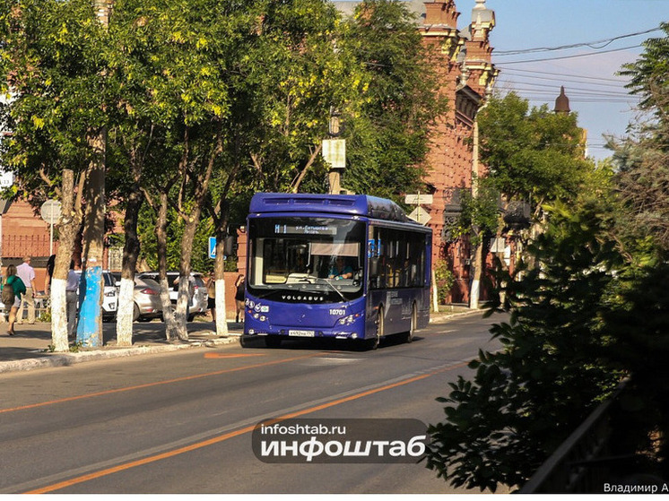 В астраханский таксопарк требуется около 300 водителей