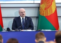 Президент Белоруссии Александр Лукашенко прибыл в Москву, где он примет участие в мероприятиях, приуроченных к 80-летию Победы в Великой Отечественной войне