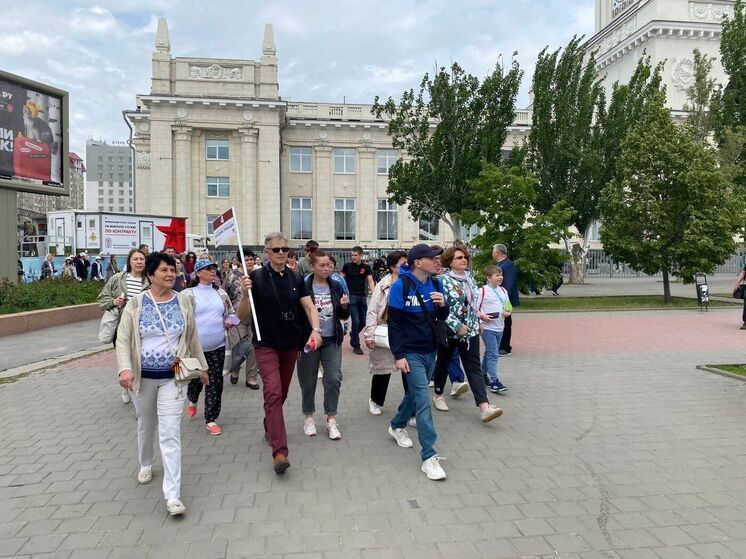 В Волгоград на «Поезде Победы» прибыли около 350 москвичей