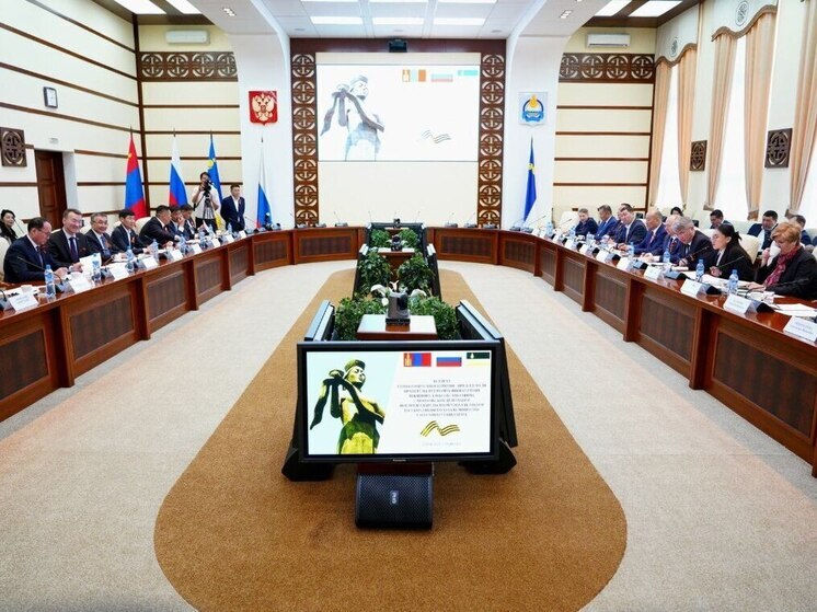 Глава Бурятии провел рабочую встркечу с делегацией Монголии