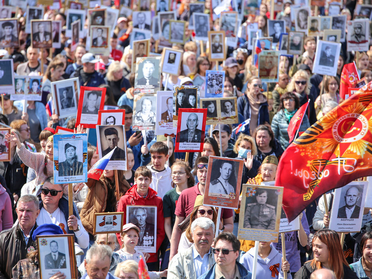 Эти проникновенные повествования, полные гордости за родных