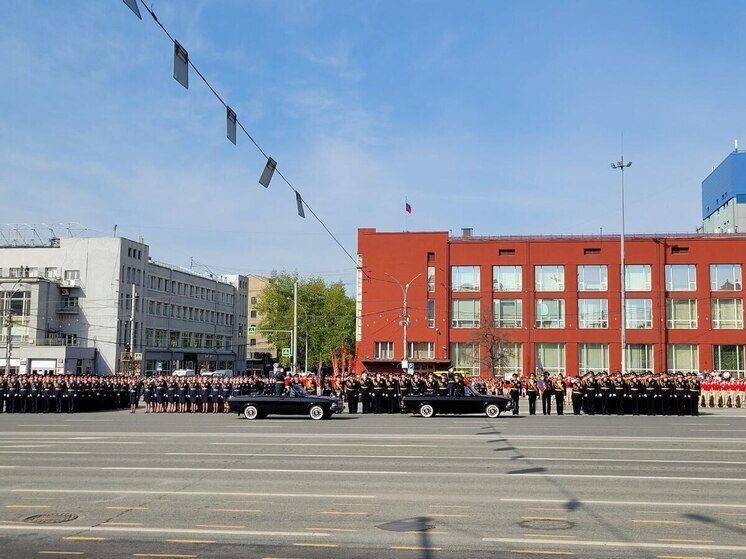 В Новосибирске начался Парад Победы