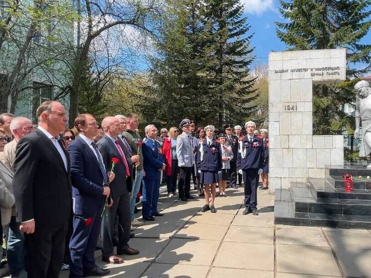 Митинг медработников ко Дню Победы прошёл в Иркутске
