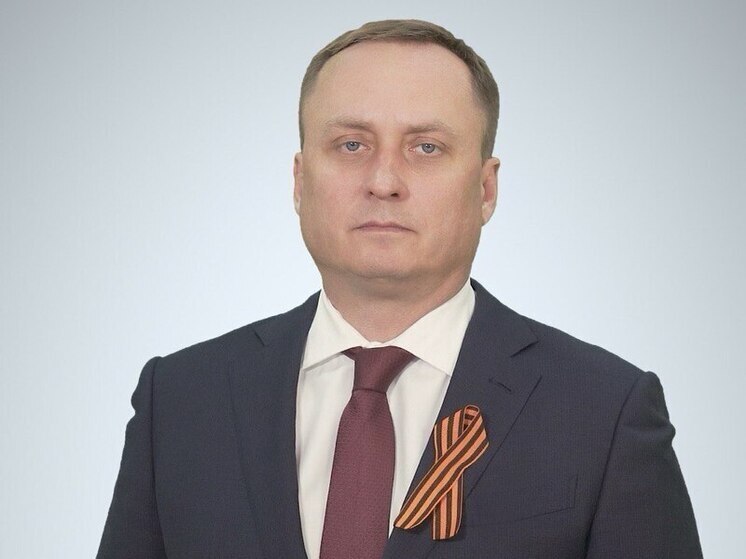 Максим Слепов поздравил сургутян с юбилеем Великой Победы