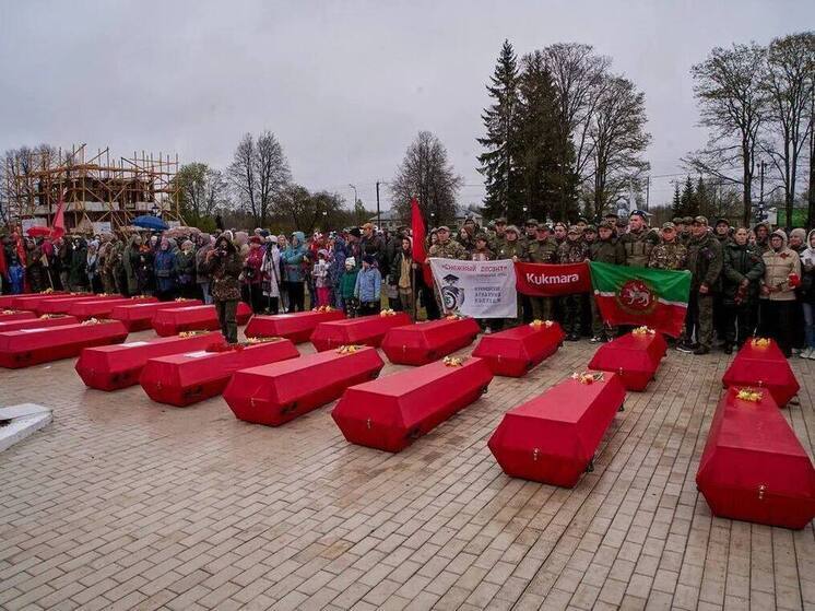 В деревне Мясной Бор прошел митинг в память о погибших в годы ВОВ солдат