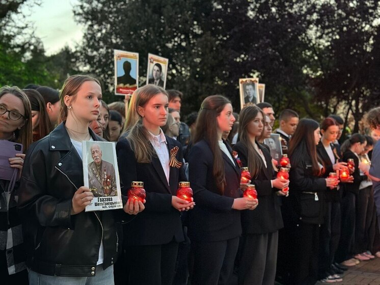 Жители Лазаревского района Сочи поучаствовали в акции «Свеча памяти»