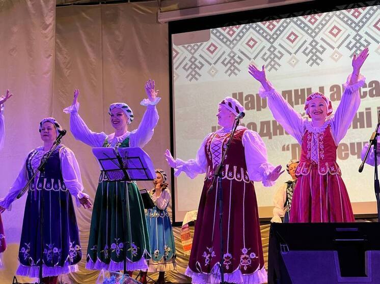 Белорусский ансамбль «Люлечка» выступил в Сурске