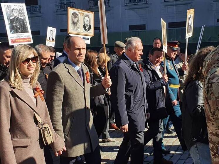 «Бессмертный полк» в Выборге собрал более 10 тысяч человек