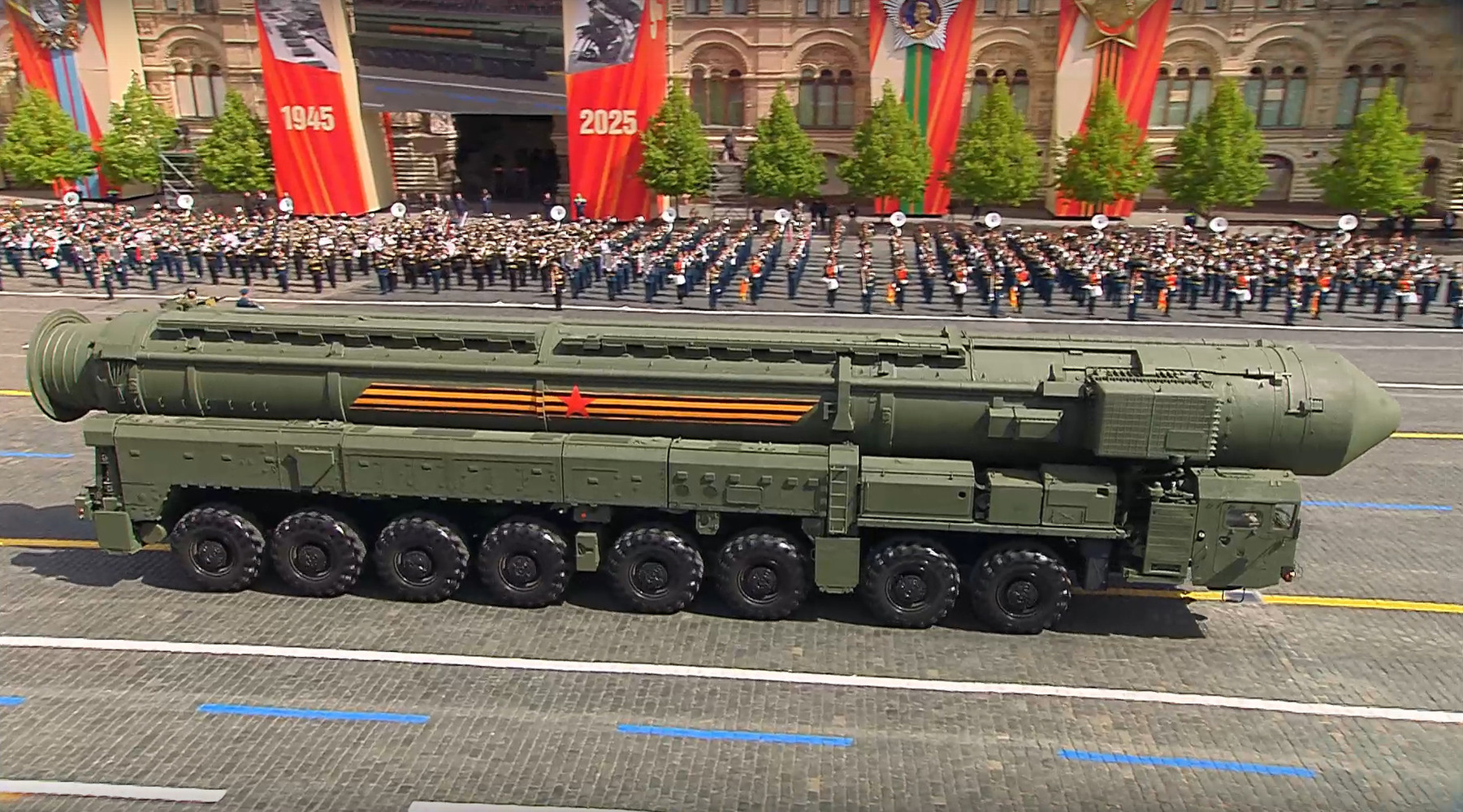 Боевая мощь России: фото военной техники на Параде Победы