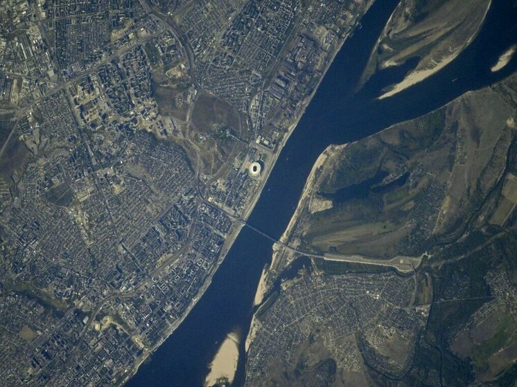 Космонавт Вагнер опубликовал снимок Волгограда в День Победы