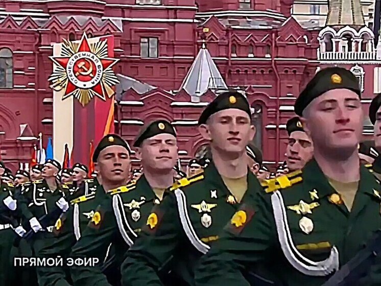 Курсанты серпуховской военной академии приняли участие в параде на Красной площади