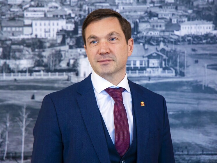Алексей Лошкин поздравил «город, возрождавший страну из пепла войны»