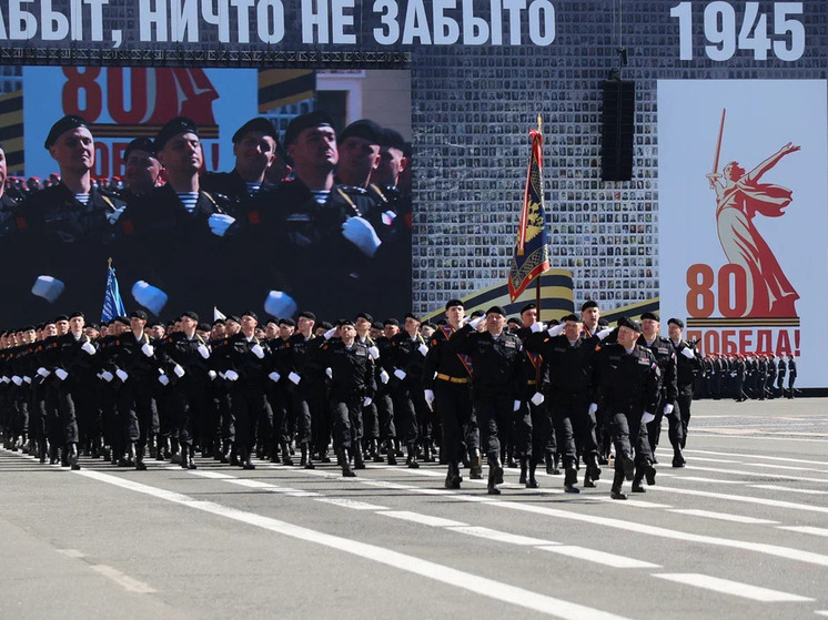 120 полицейских впервые приняли участие в Параде Победы в Петербурге